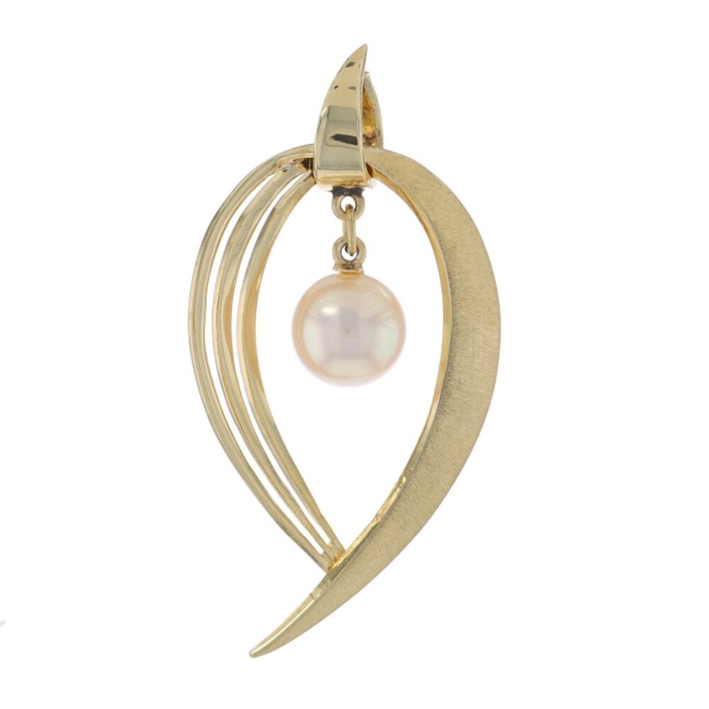 Mikimoto Akoya Pearl Leaf Pendant - Yellow Gold 14k